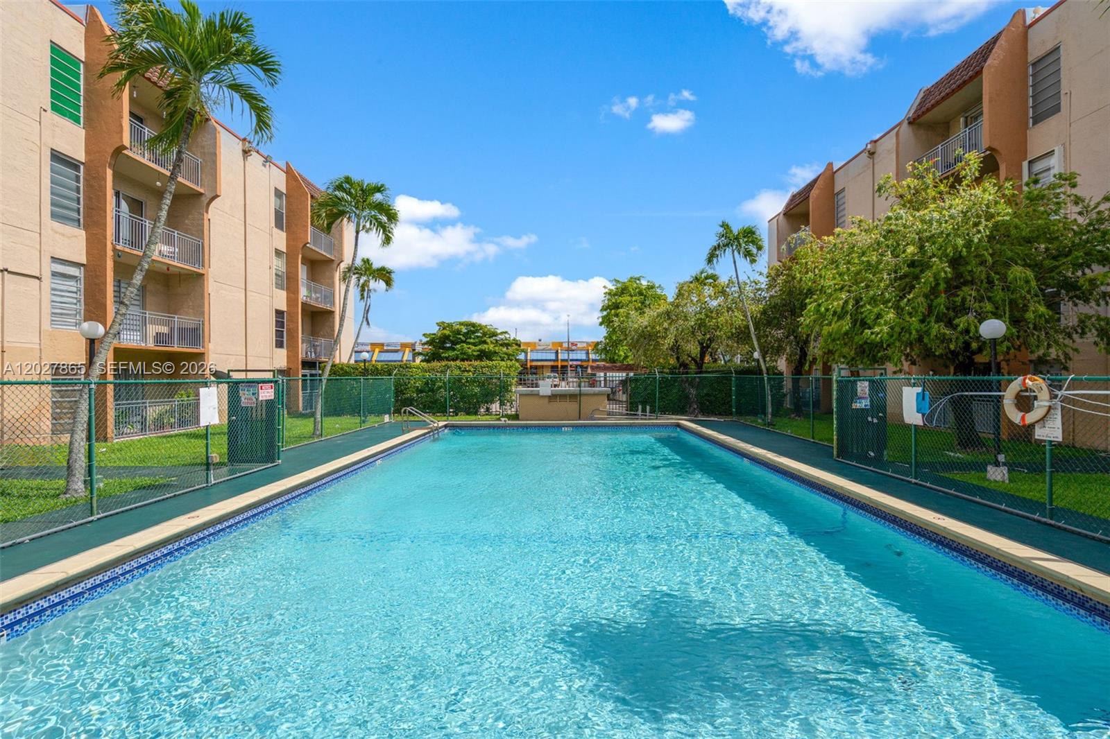 SUNSET VILLAS CONDO - Residential