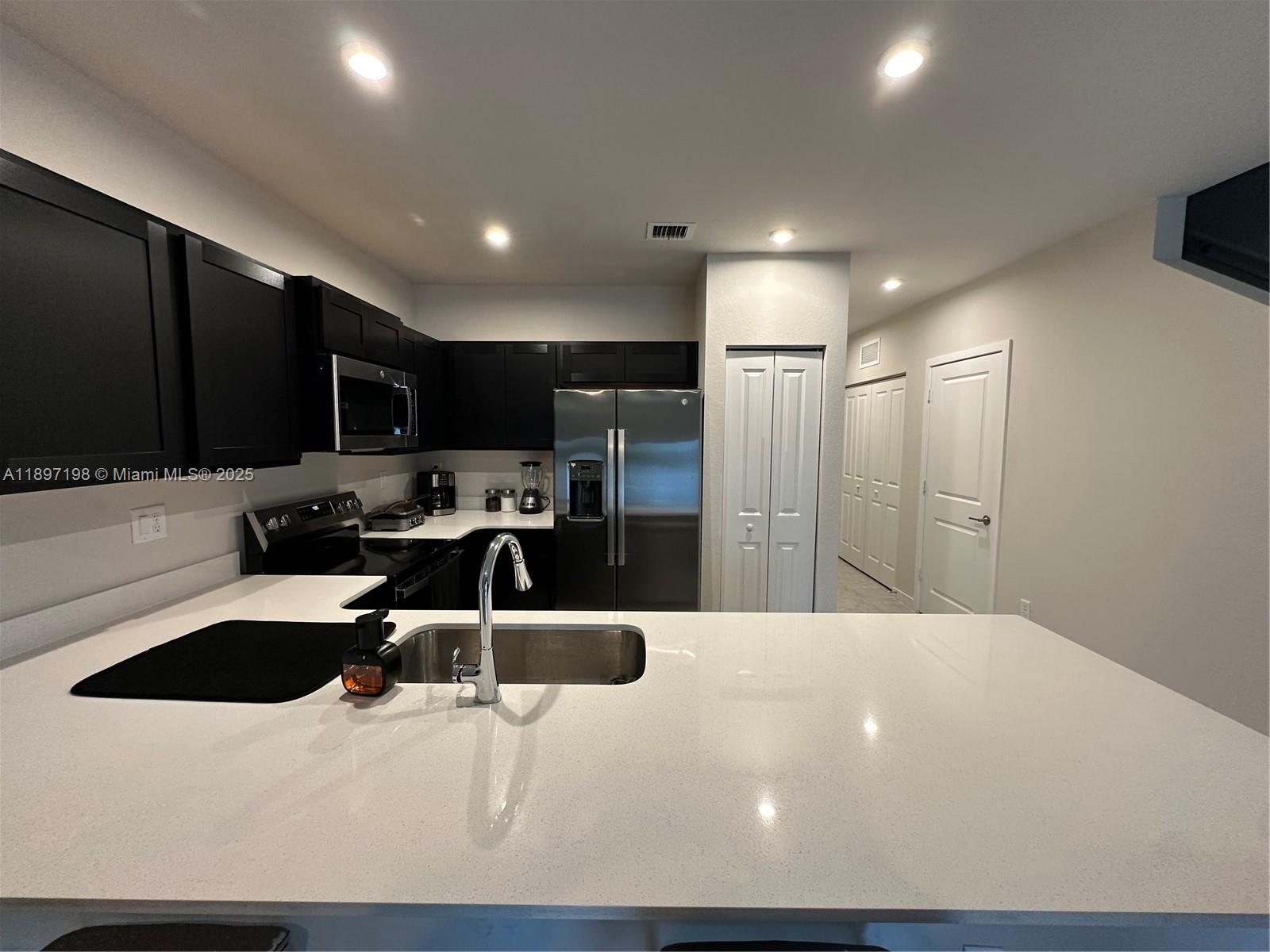 Costa Blanca Villas - Residential Lease