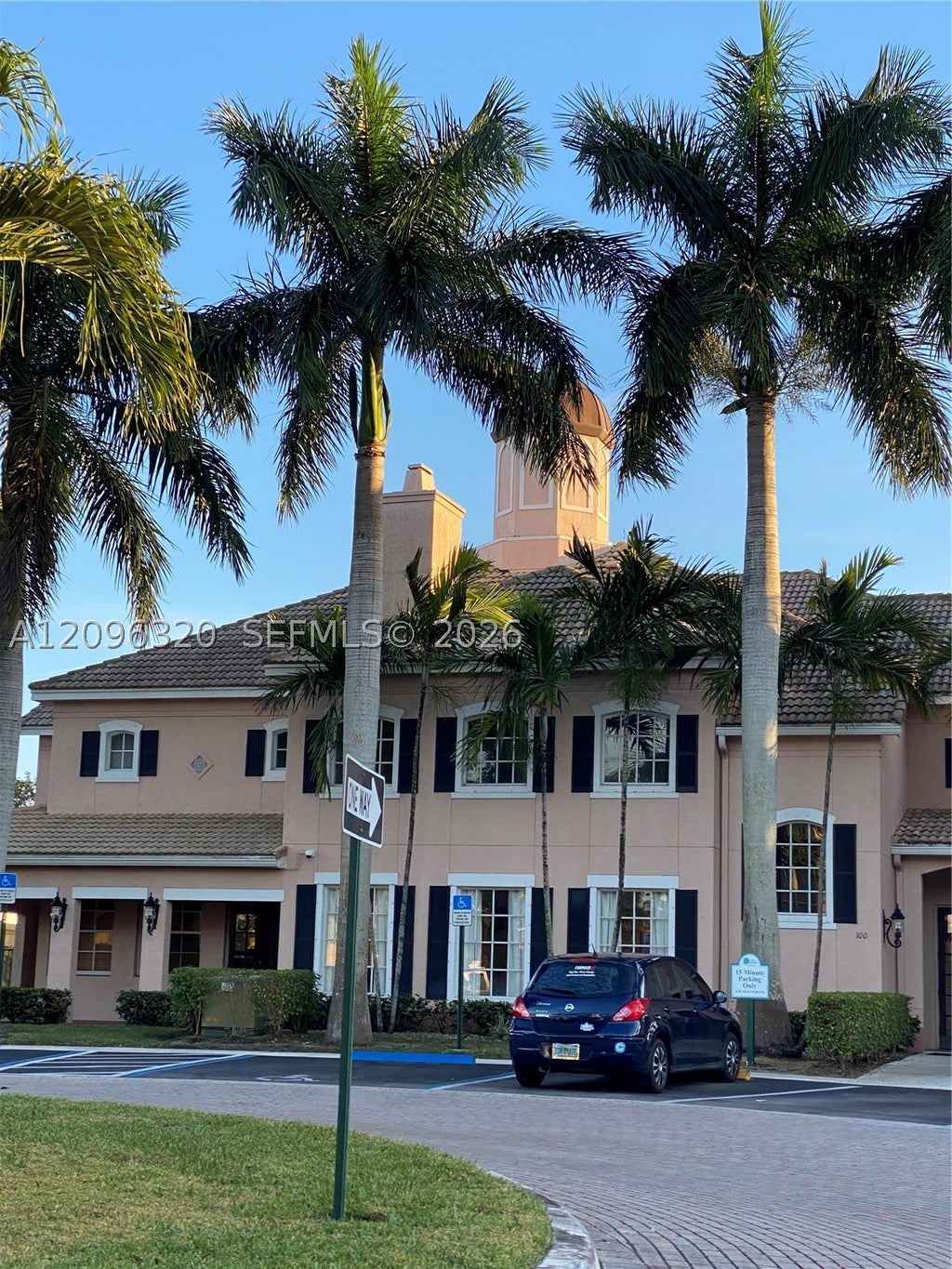 Photo of 307 Belmont Ln, North Lauderdale, FL 33068 (MLS # A12096320)