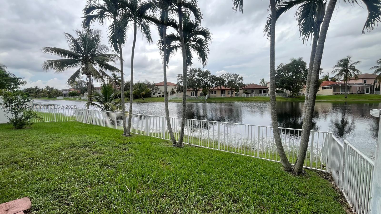 CHAPEL TRAIL II - Residential Lease