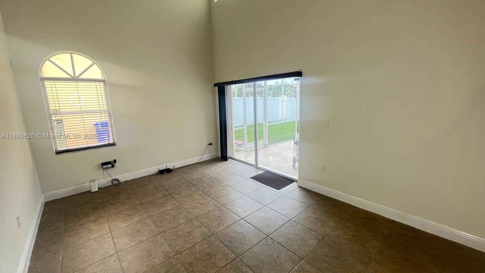 CHAPEL TRAIL II - Residential Lease