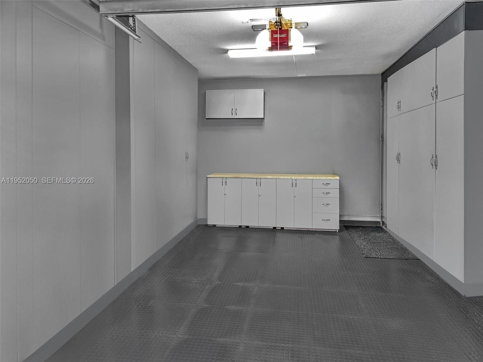 PARKLAND VILLAGE REPLAT O - Residential