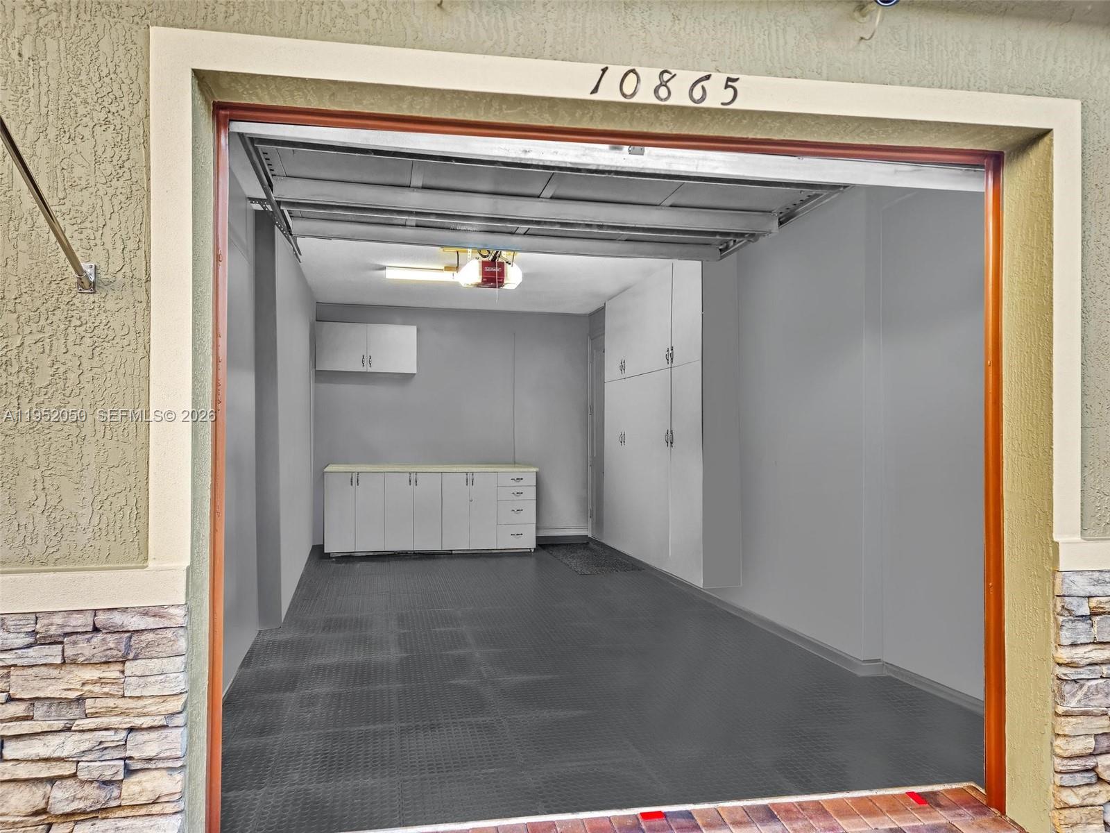 PARKLAND VILLAGE REPLAT O - Residential