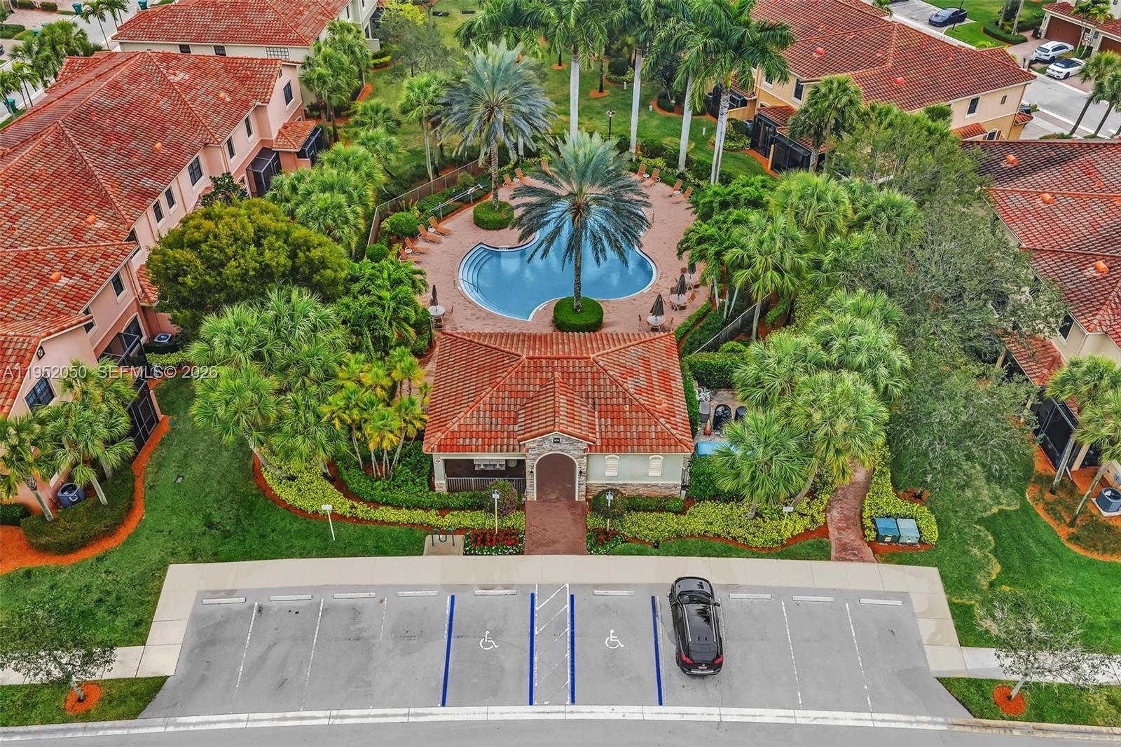 PARKLAND VILLAGE REPLAT O - Residential