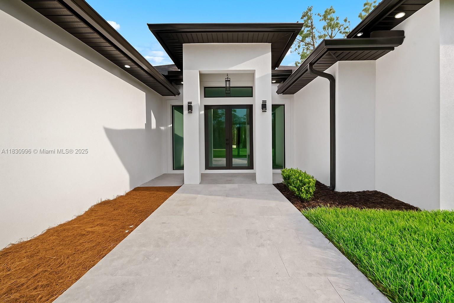 Golden Gate Estates - Residential