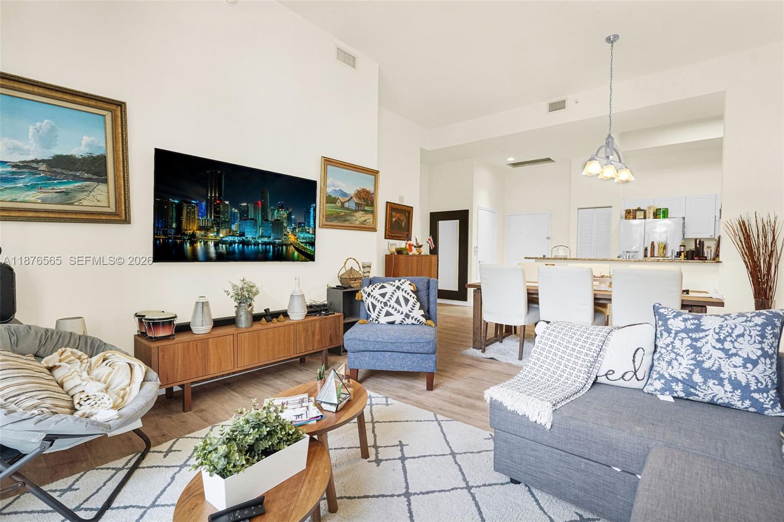 TURNBERRY ON THE GREEN CO - Residential