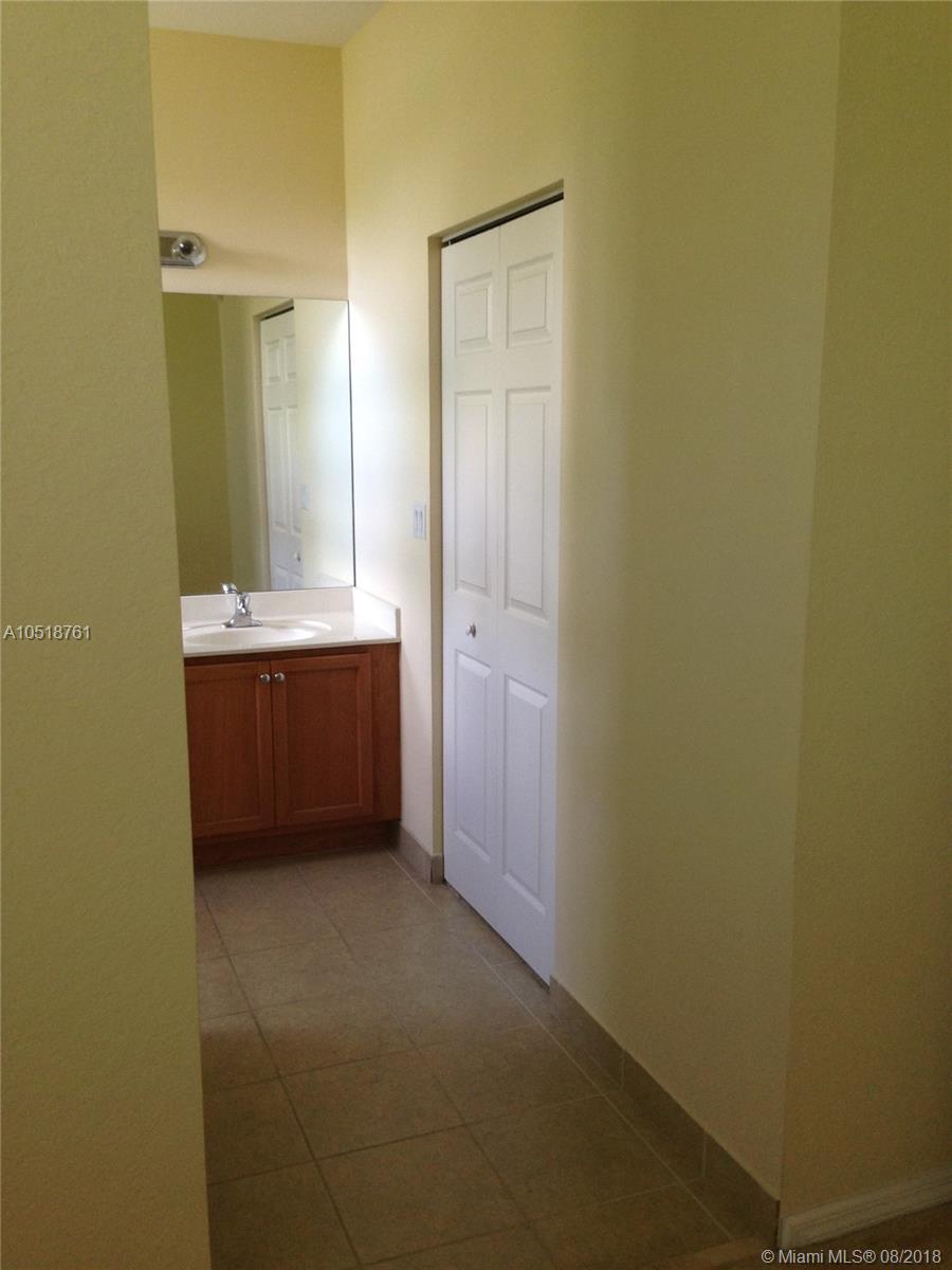 TUSCAN VILLAS CONDO - Residential Lease