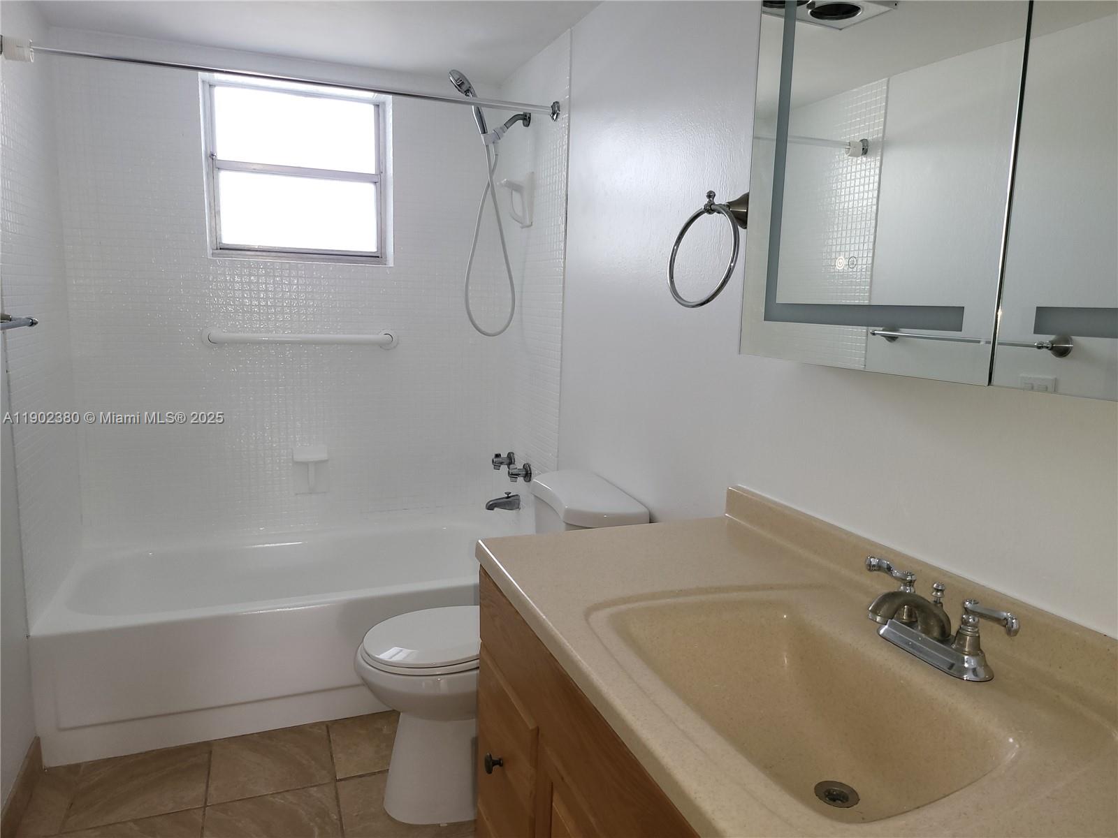 GOLDEN VIEW CONDO - Residential Lease