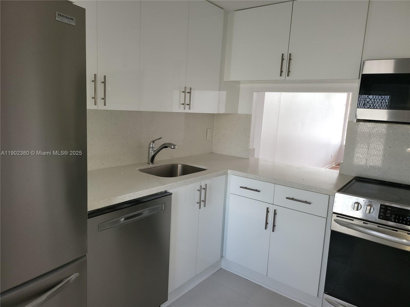 GOLDEN VIEW CONDO - Residential Lease