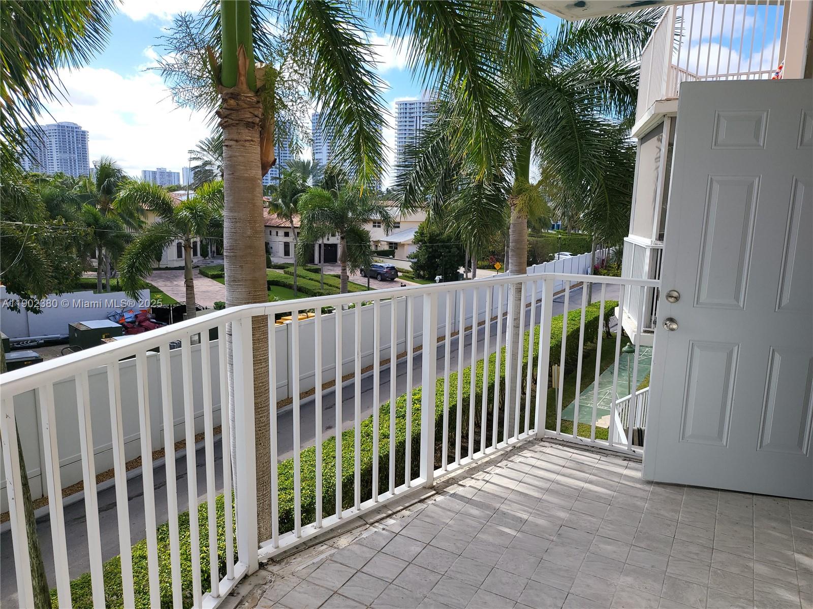 GOLDEN VIEW CONDO - Residential Lease