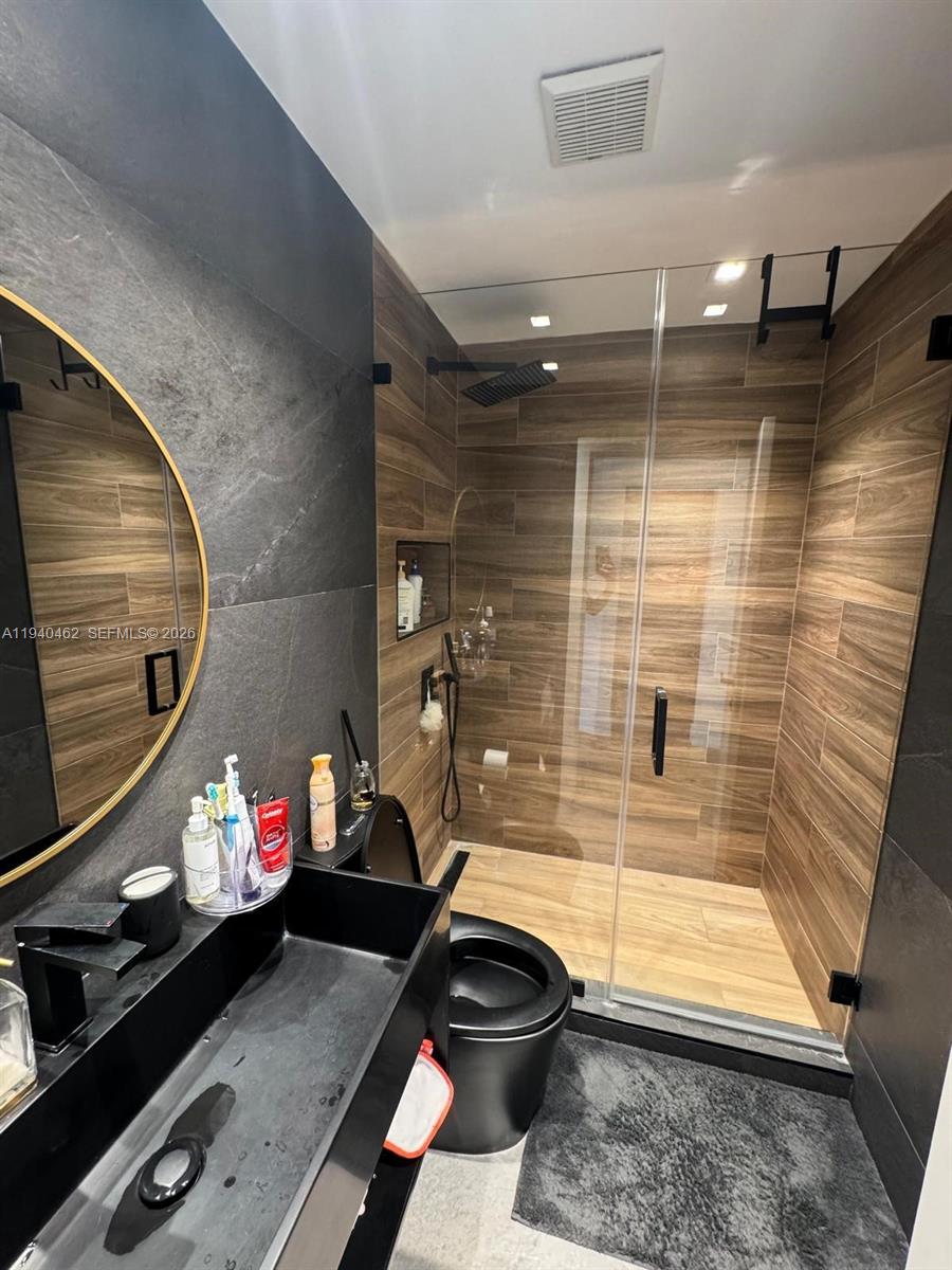 BANYAN OAKRIDGE PLAT - Residential Lease