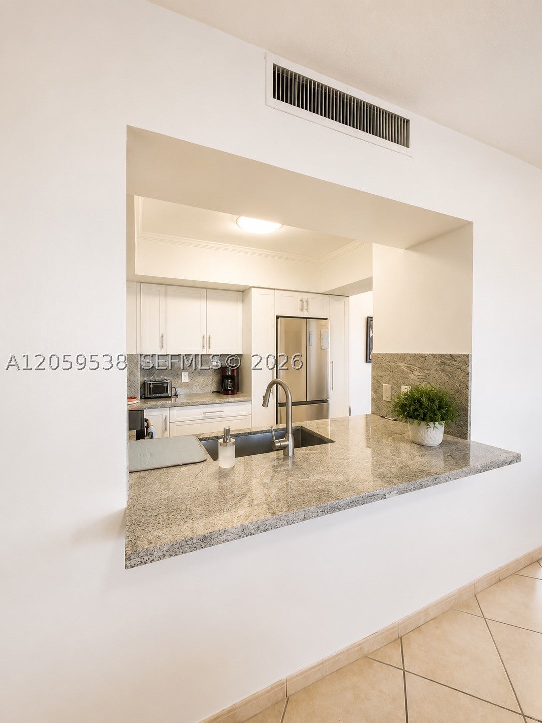 3505 S Ocean Dr 401