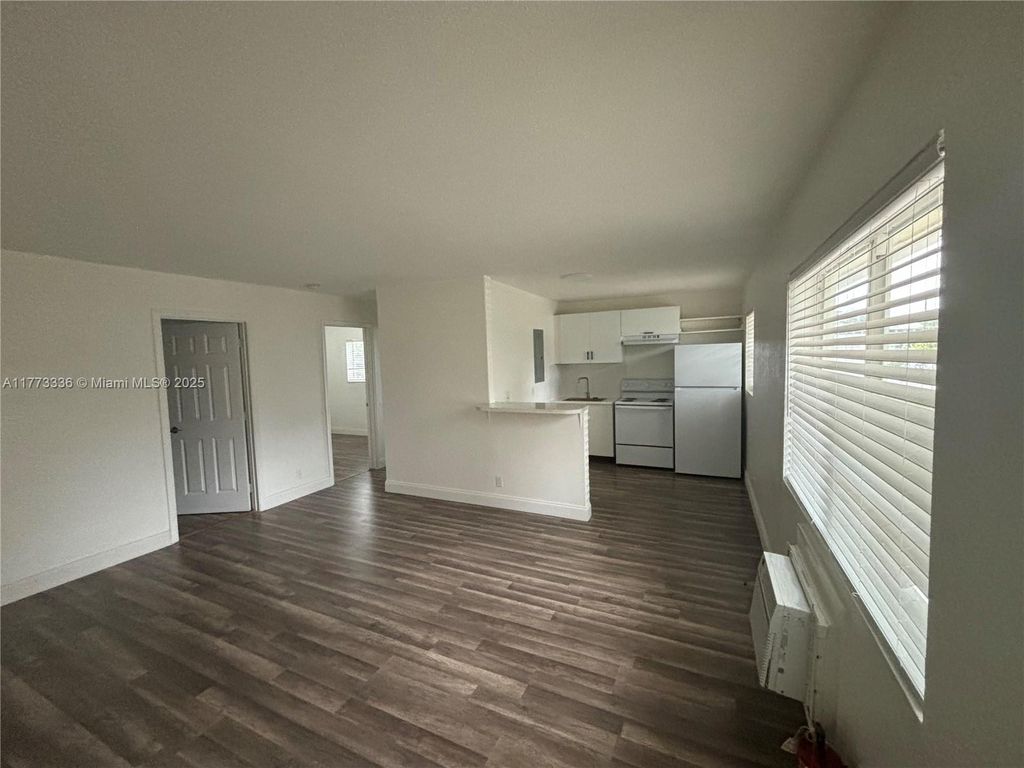 Photo of 300 SW 4th Ct #10, Fort Lauderdale, FL 33315 (MLS # A11773336)