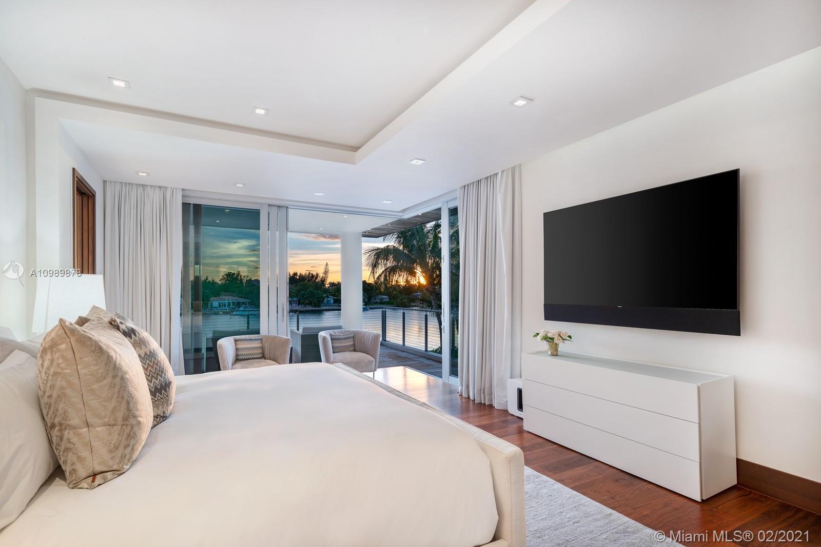 BISCAYNE POINT - Residential