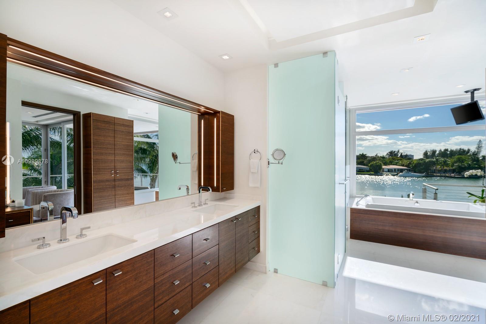 BISCAYNE POINT - Residential