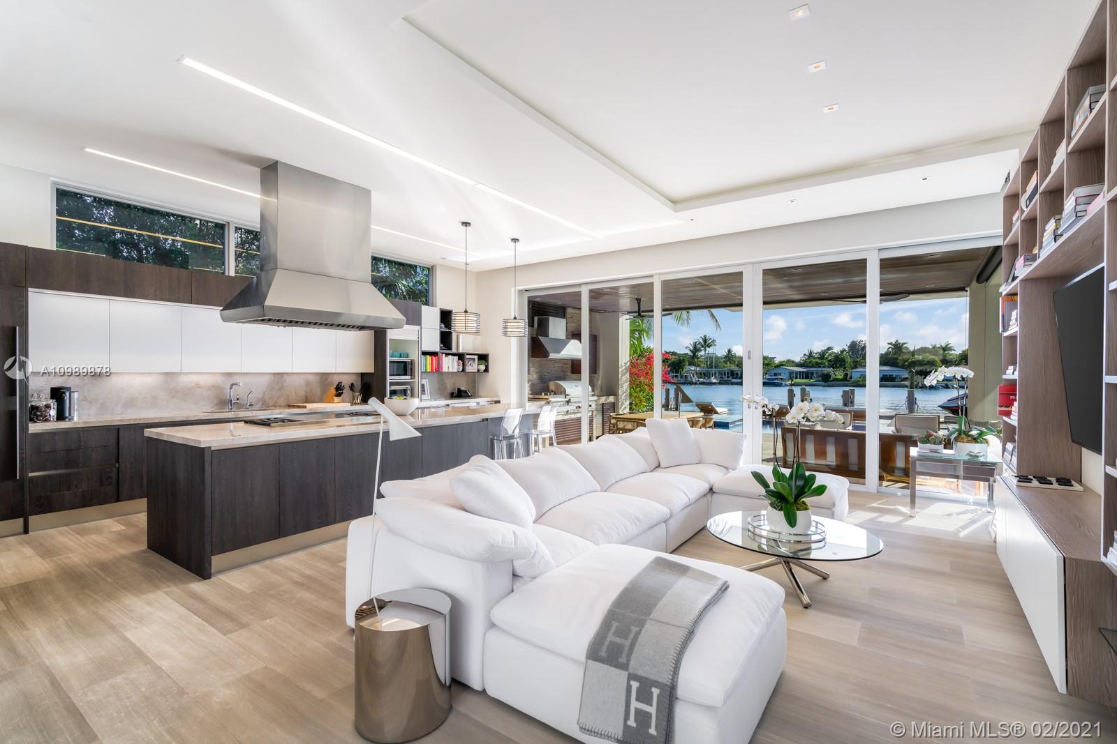 BISCAYNE POINT - Residential