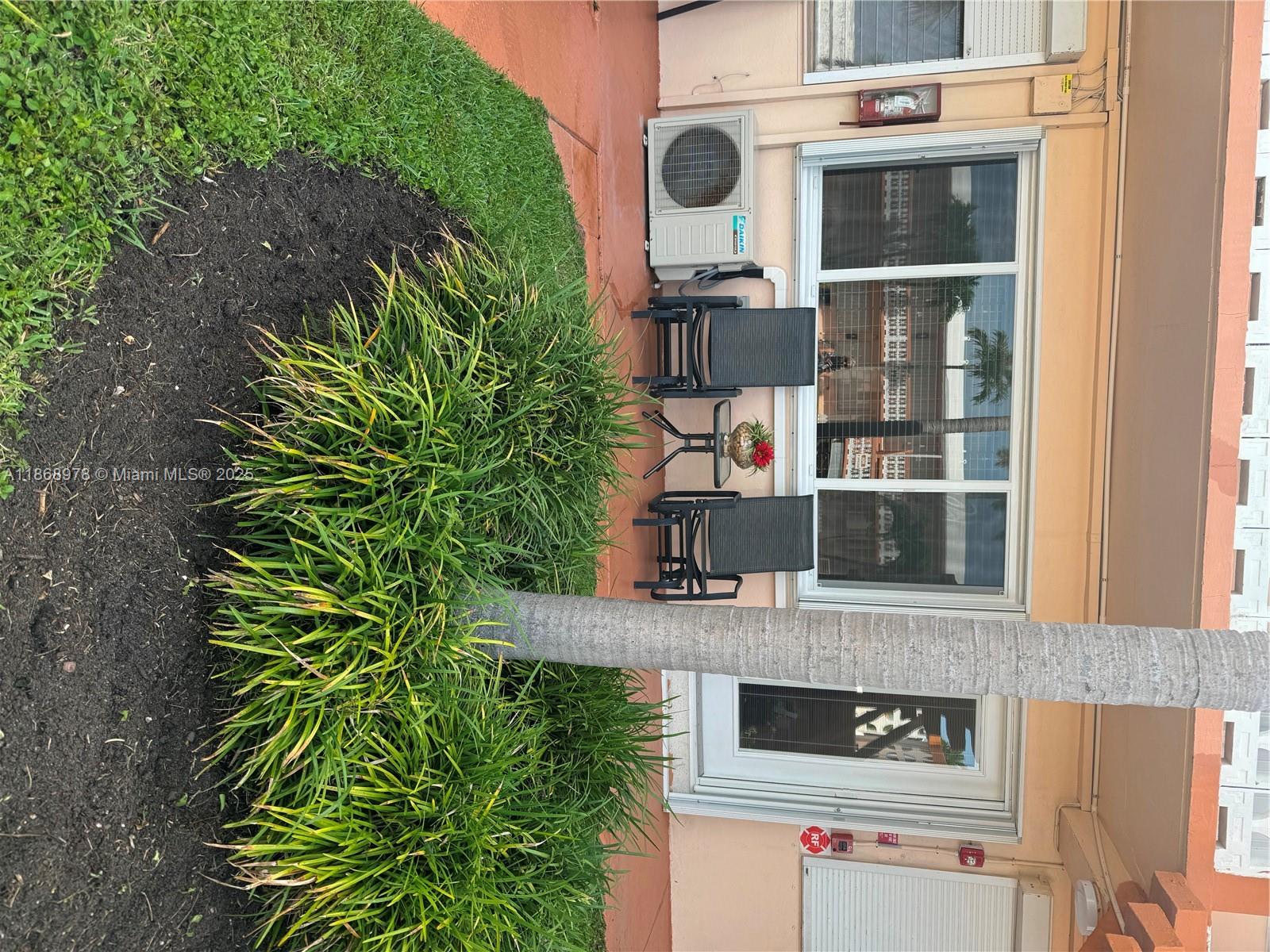 900 SW 11th Ave 8C
