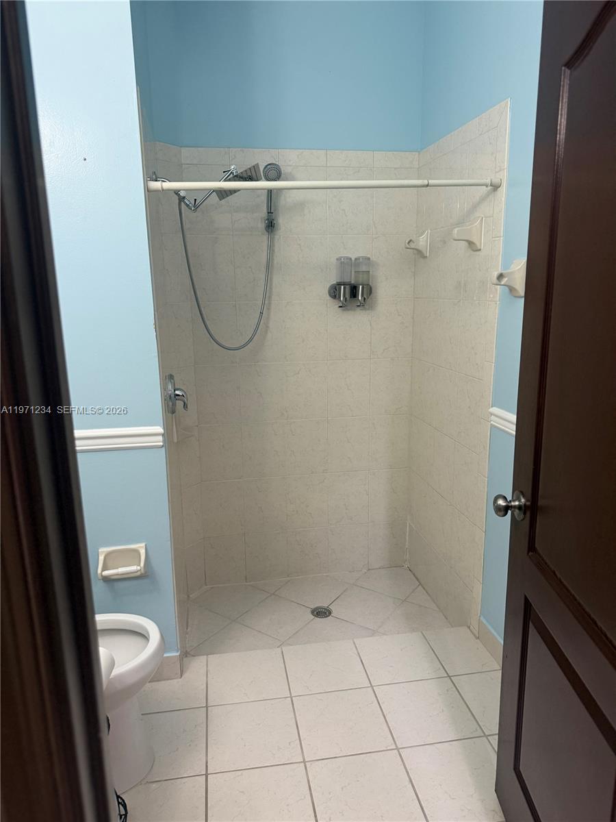 PORTOFINO PALMS - Residential