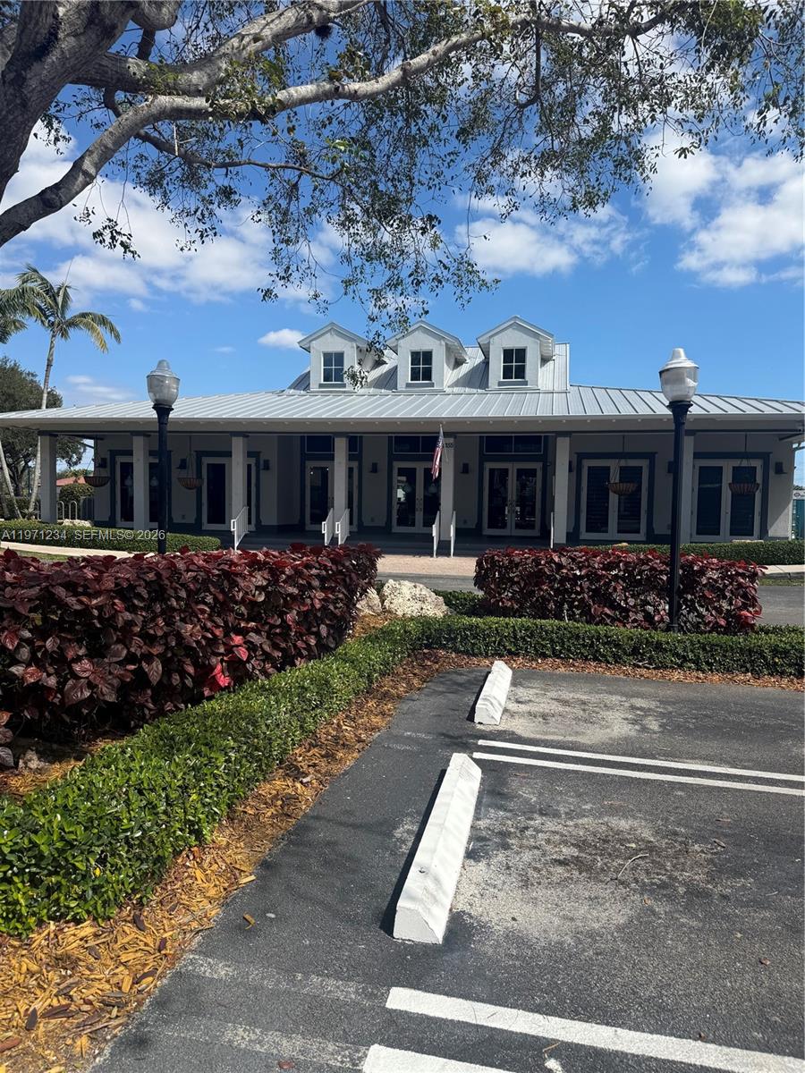 PORTOFINO PALMS - Residential