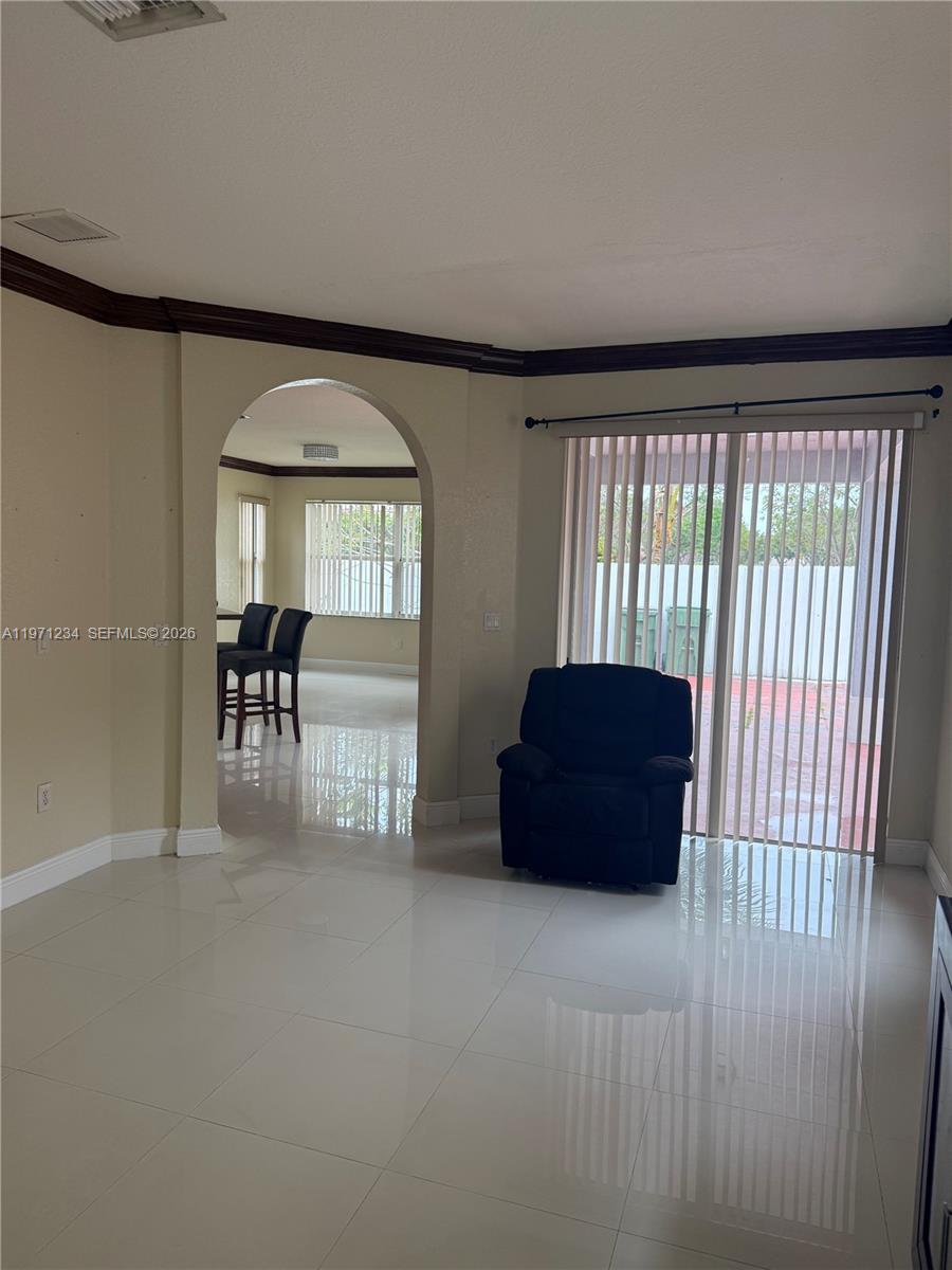 PORTOFINO PALMS - Residential