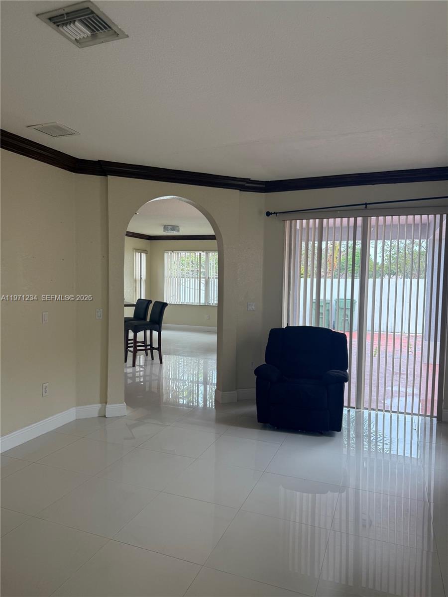 PORTOFINO PALMS - Residential