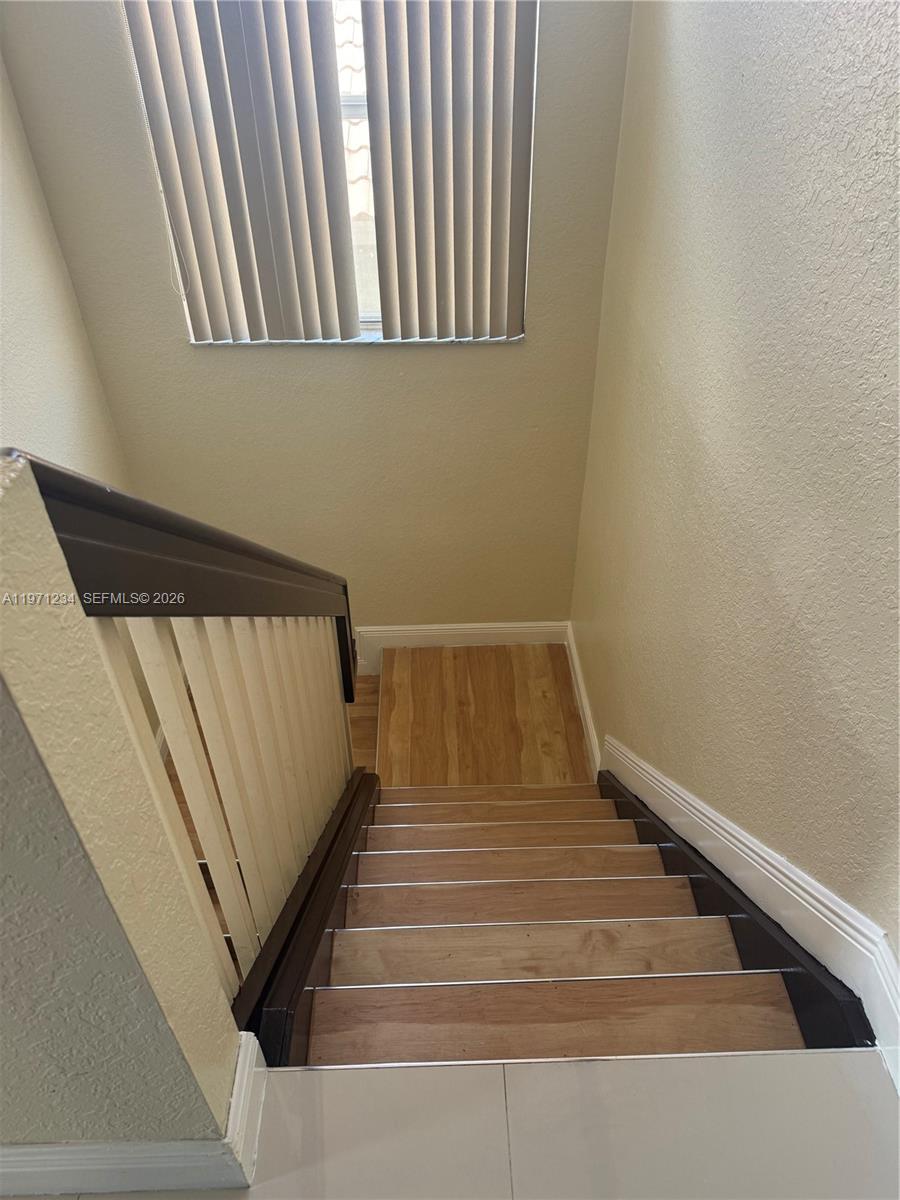 PORTOFINO PALMS - Residential