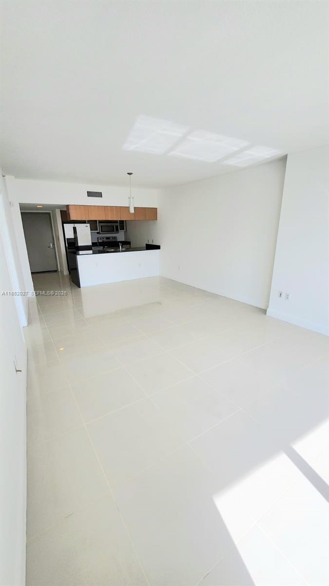 OPERA TOWER CONDO - Residential