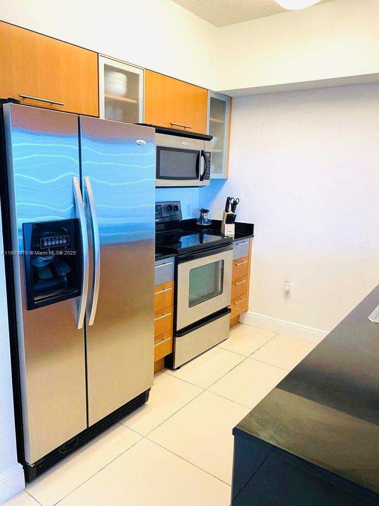 OPERA TOWER CONDO - Residential