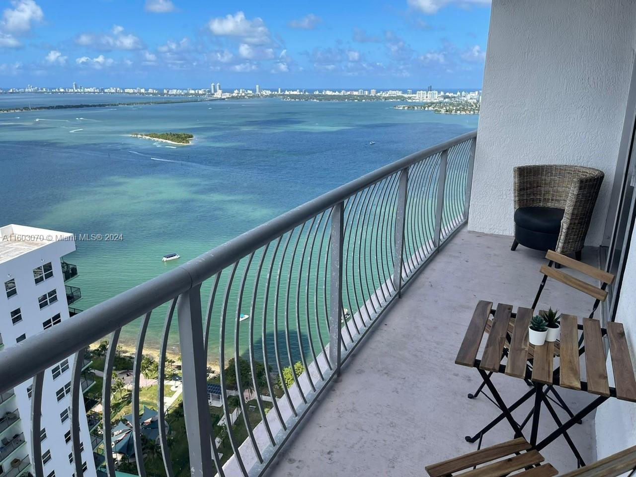 1750 N Bayshore Dr 4305, Miami, Broward County, Florida - 1 Bedrooms  
1 Bathrooms - 