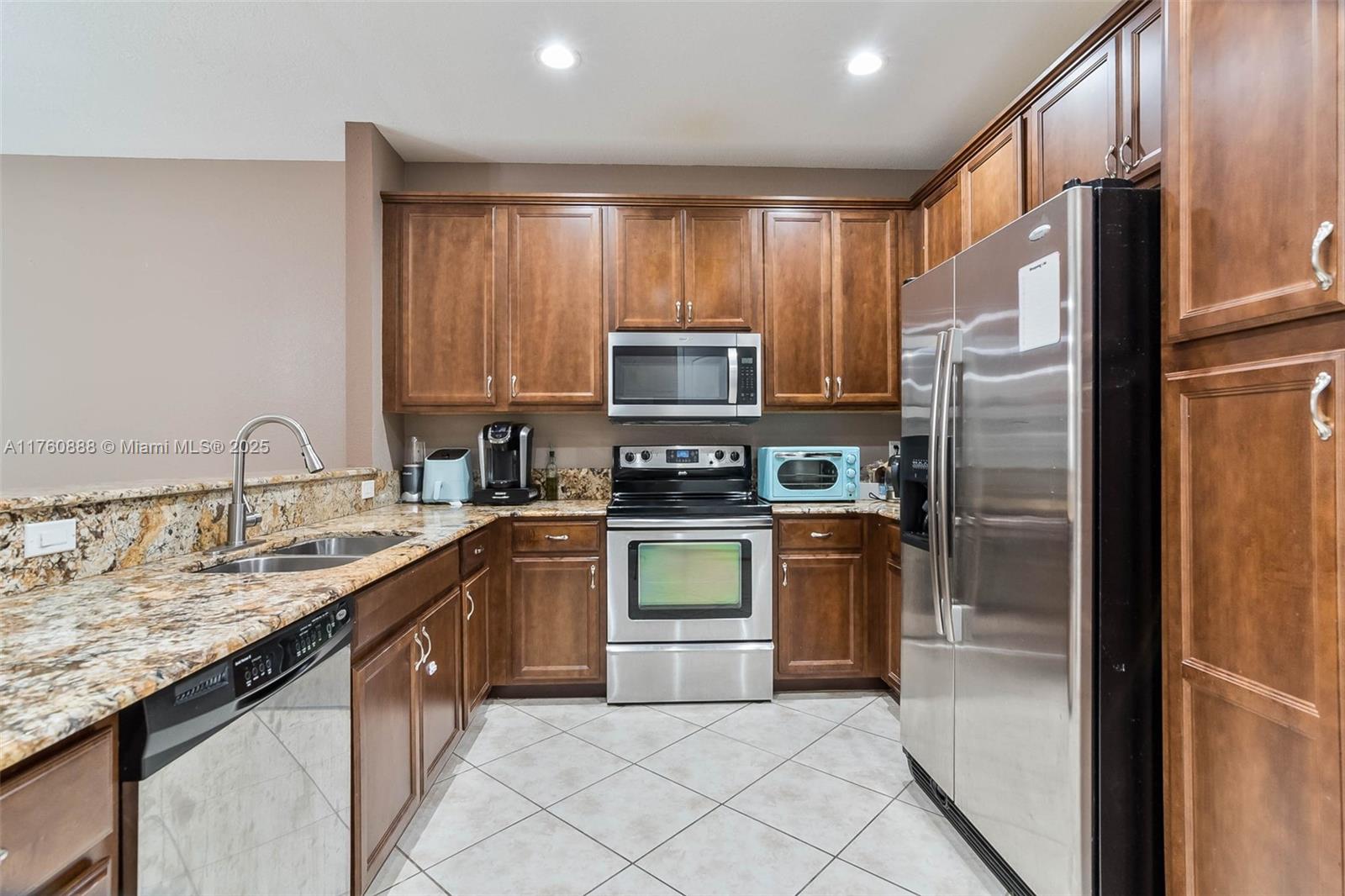 7782 Paddock Pl 1