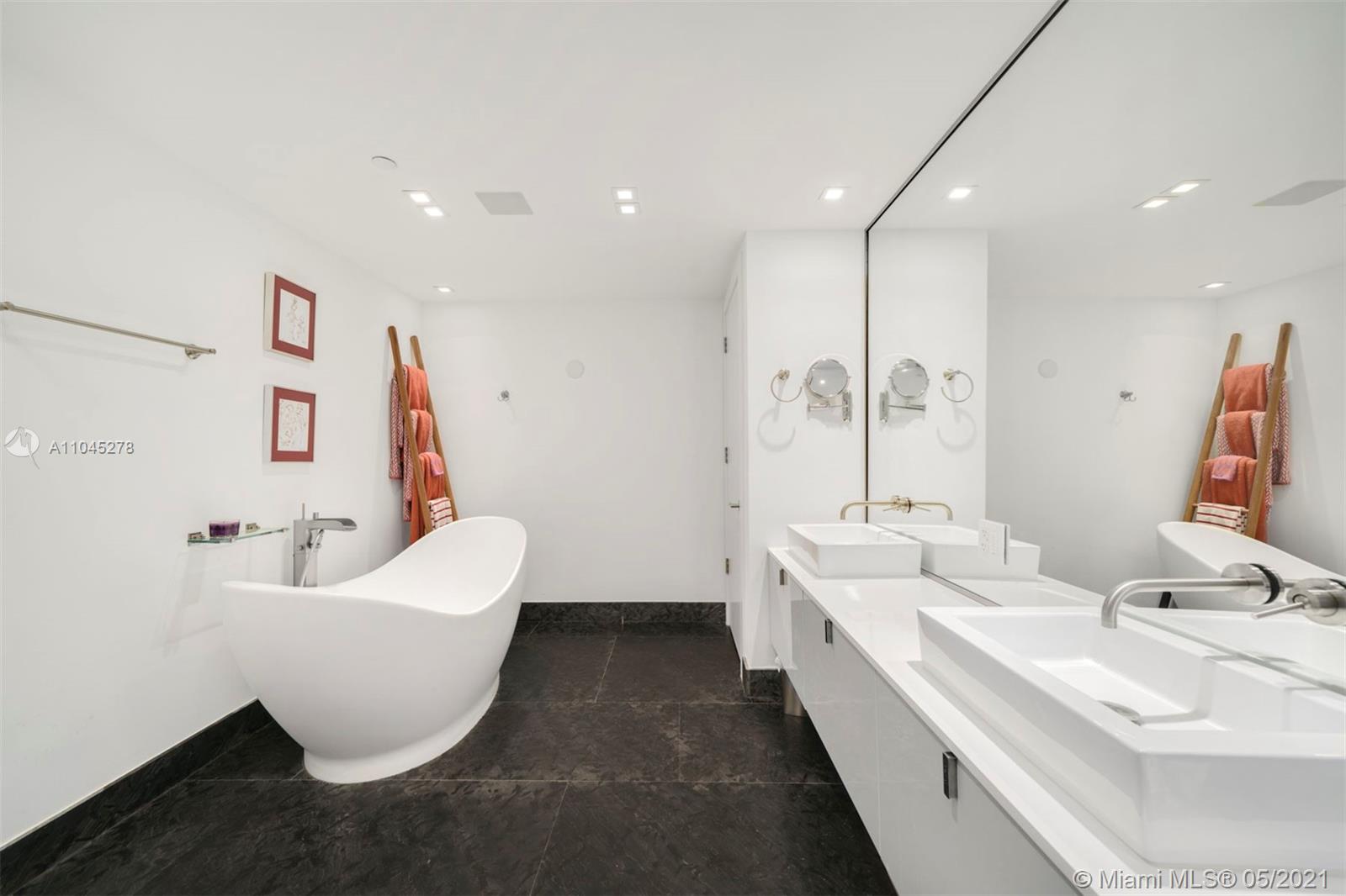 RESIDENCES AT VIZCAYA CON - Residential