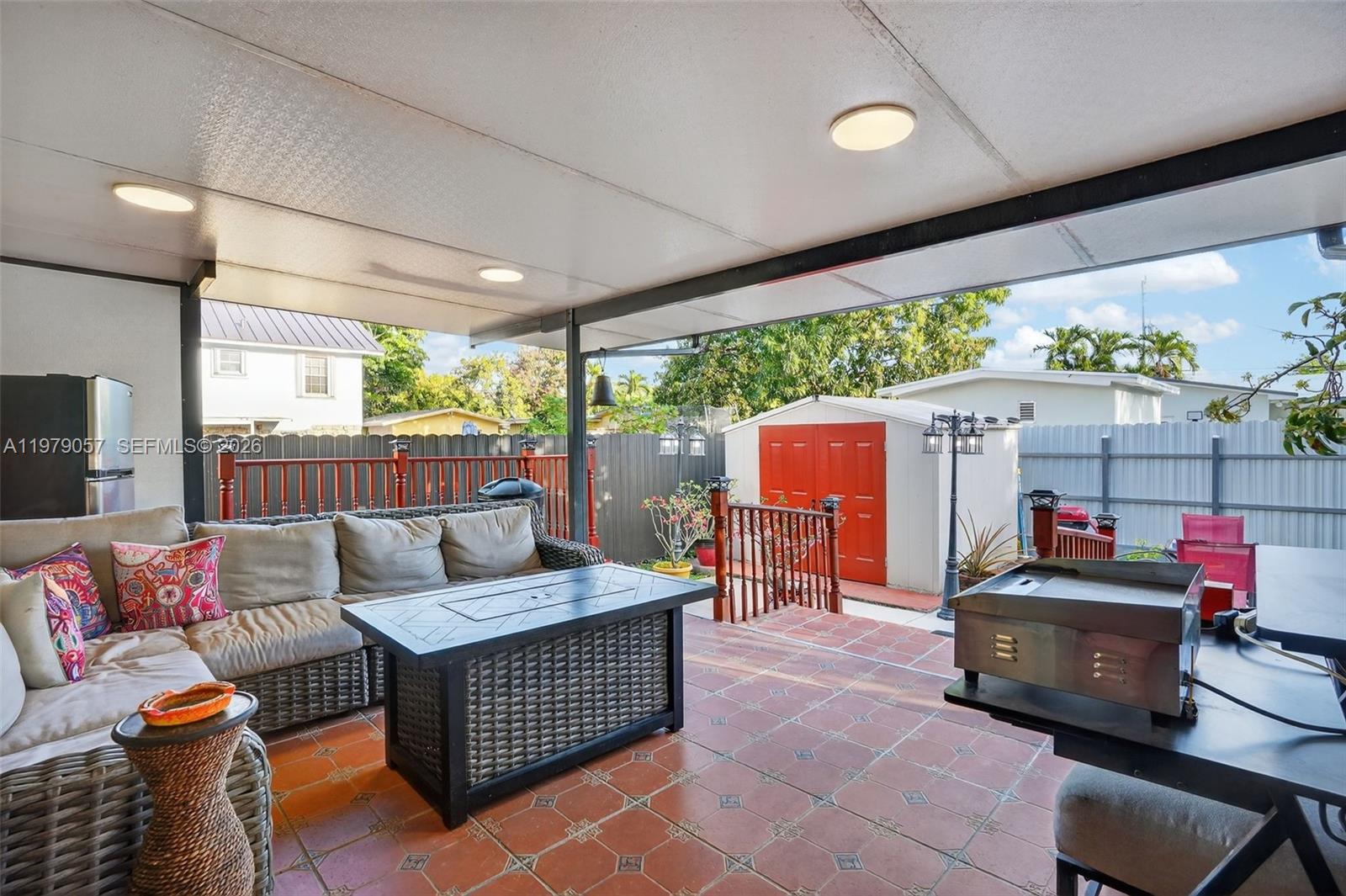 AMND MIAMI SUBURBAN ACRES - Residential Income