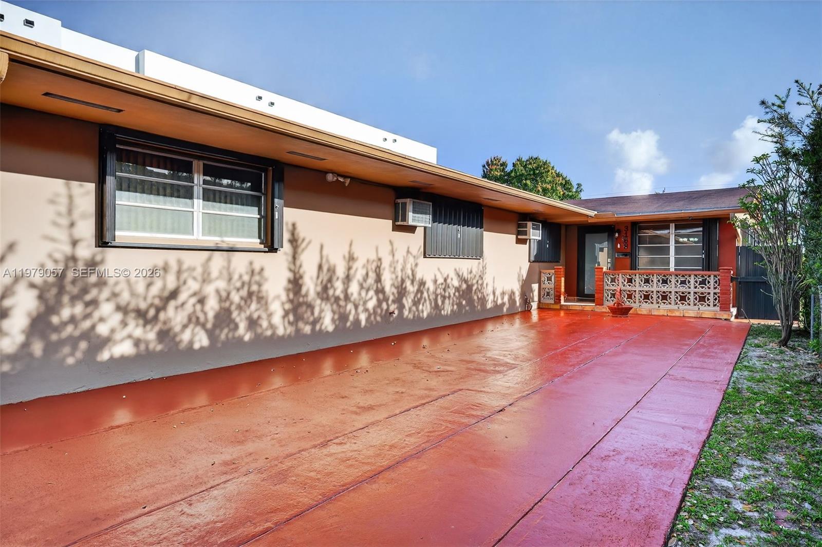 AMND MIAMI SUBURBAN ACRES - Residential Income