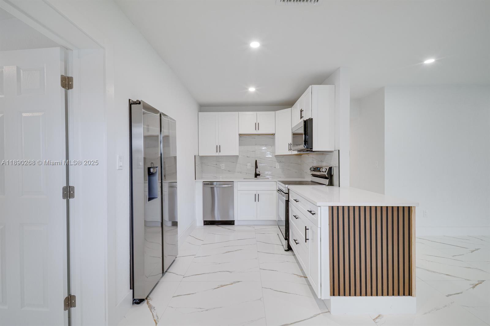 POMPANO BEACH HIGHLANDS 5 - Residential