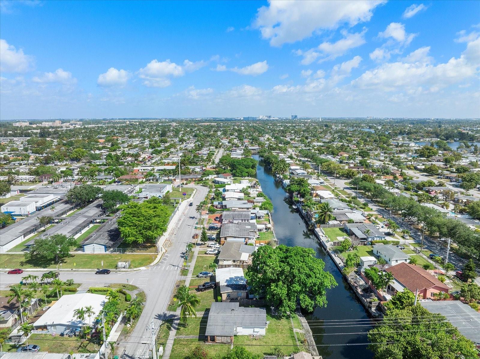 WESTWOOD LAKE 4TH ADDN - Residential