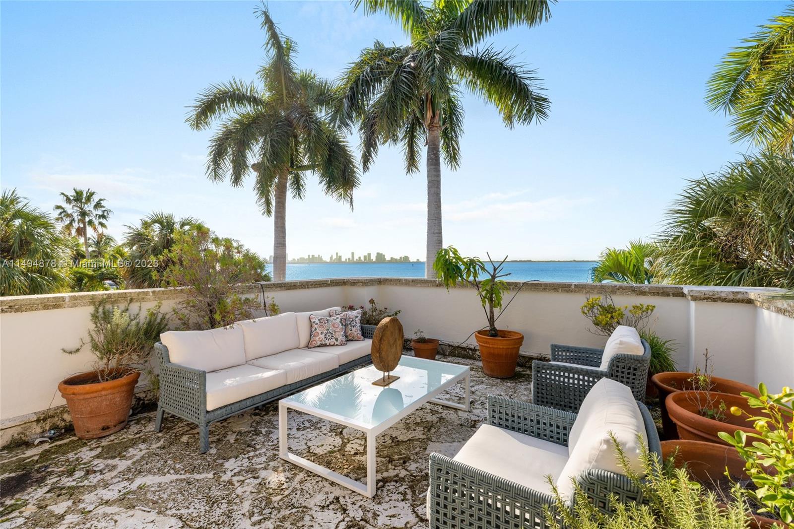 LA GORCE GOLF SUB - Residential