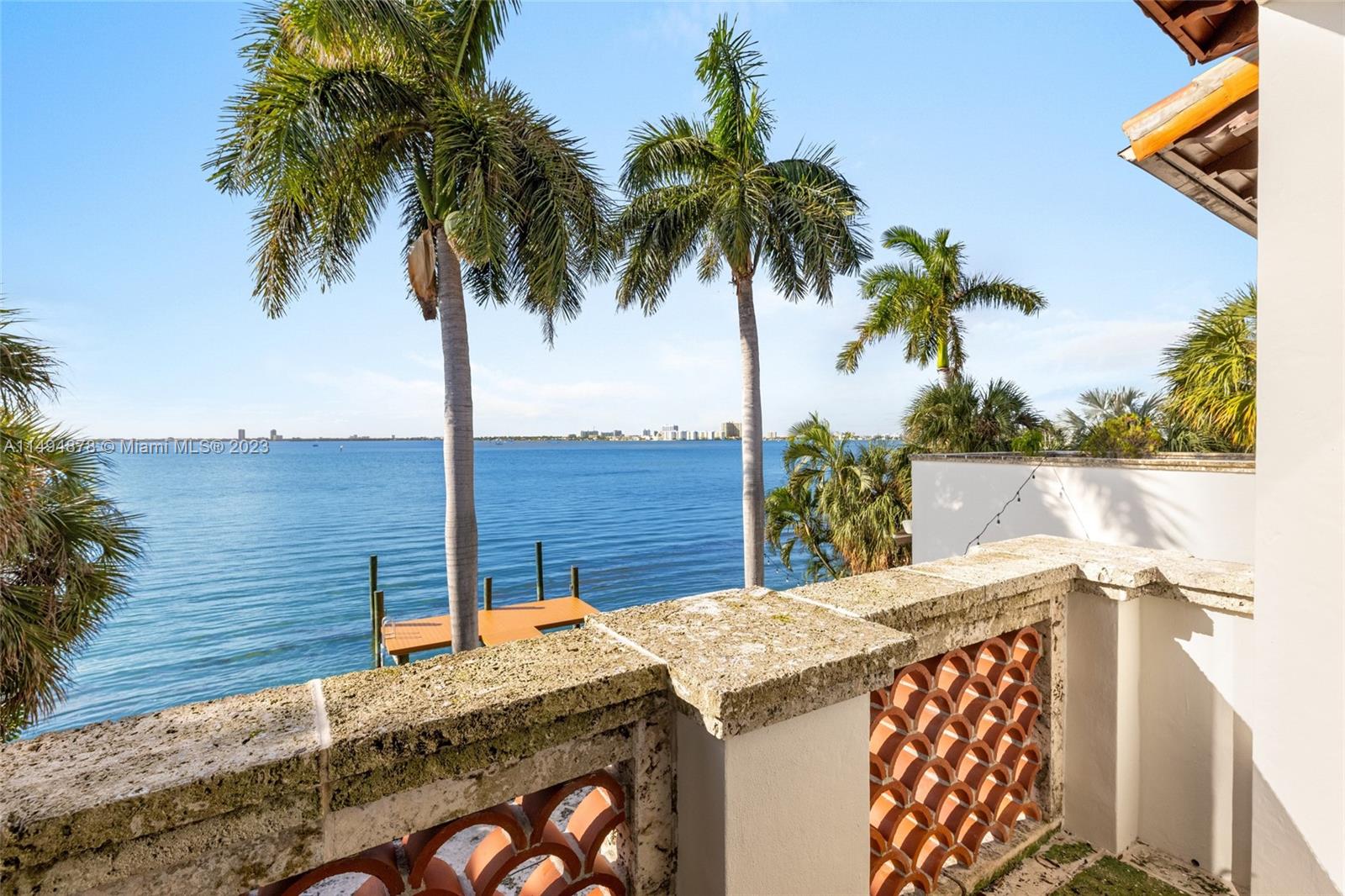 LA GORCE GOLF SUB - Residential