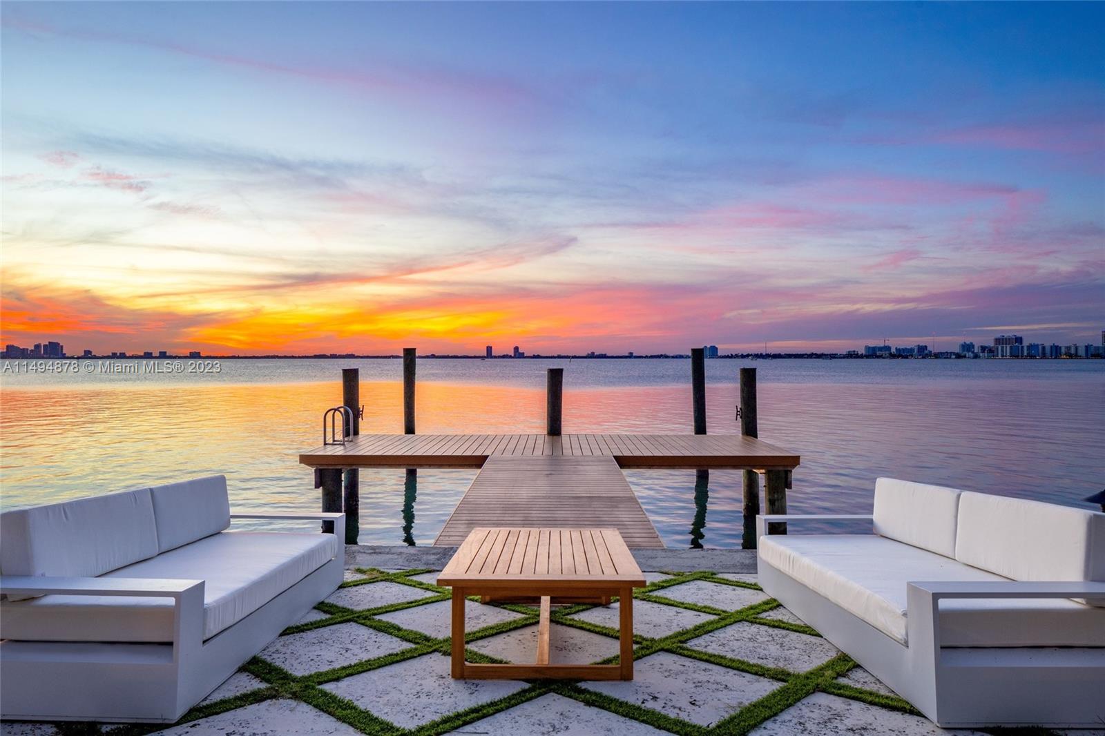 LA GORCE GOLF SUB - Residential