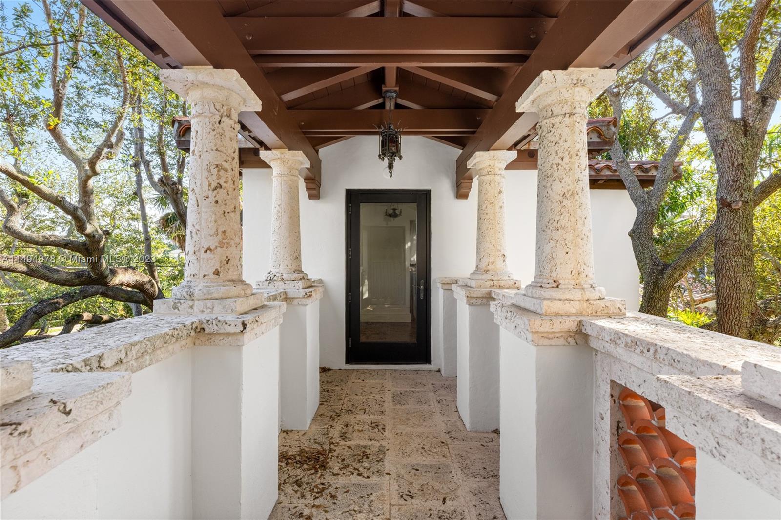 LA GORCE GOLF SUB - Residential