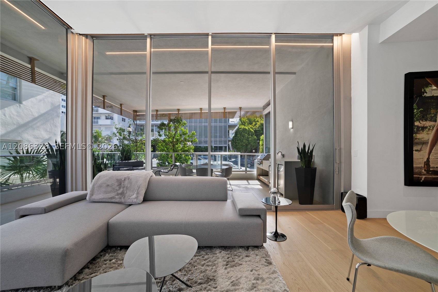304 Ocean Dr 102