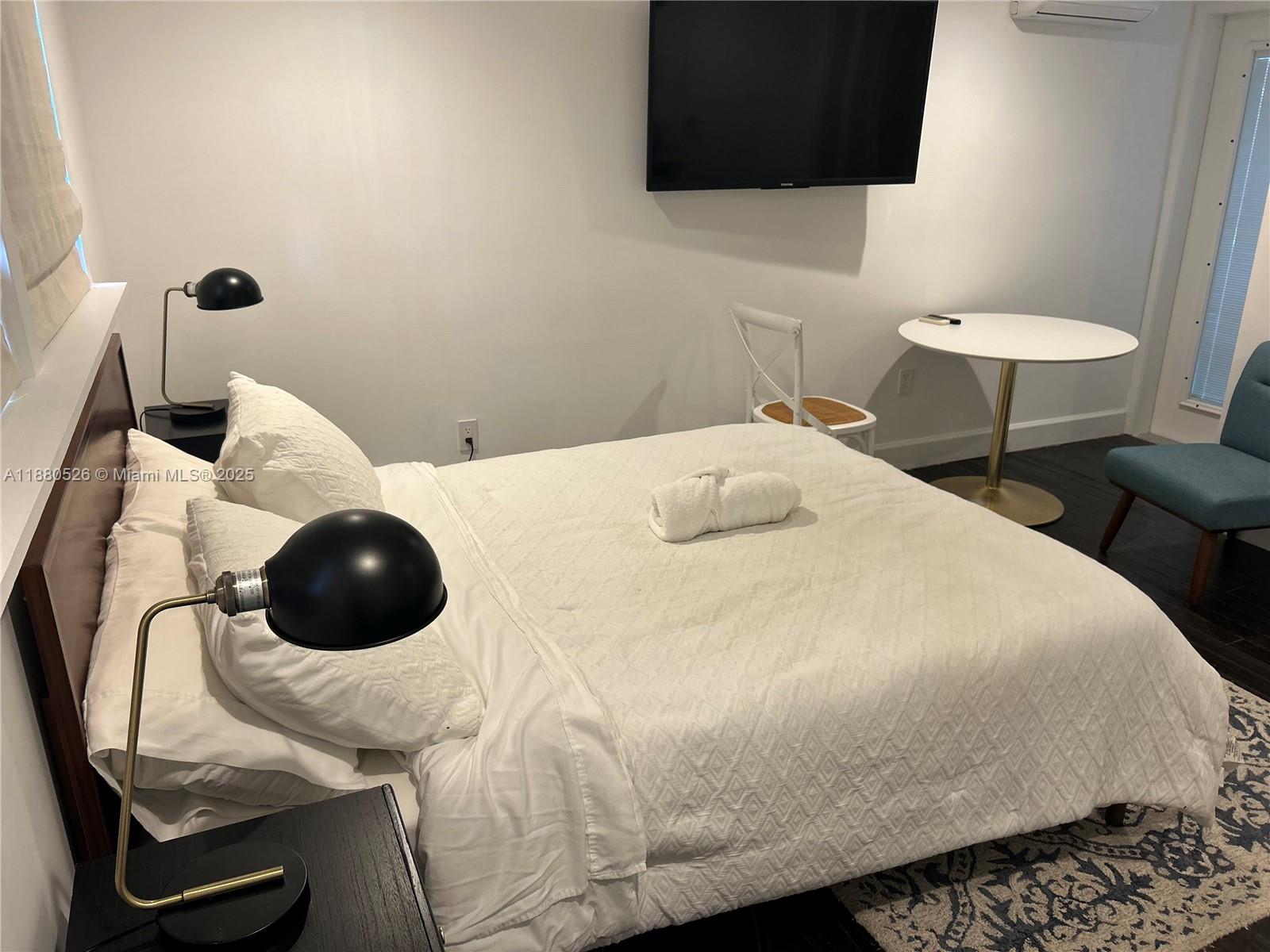 BIRD ROAD ESTATES - Residential Lease