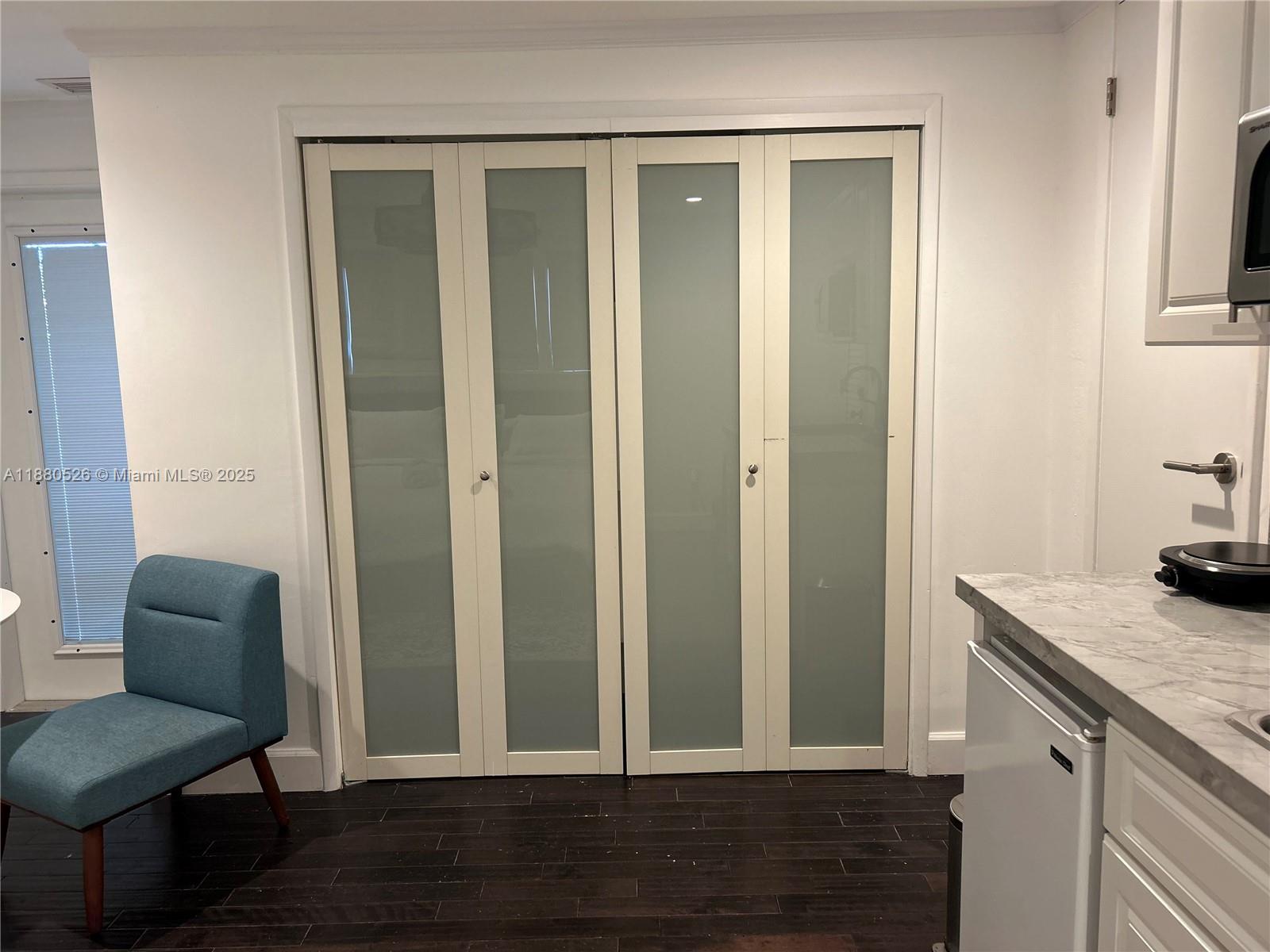 BIRD ROAD ESTATES - Residential Lease