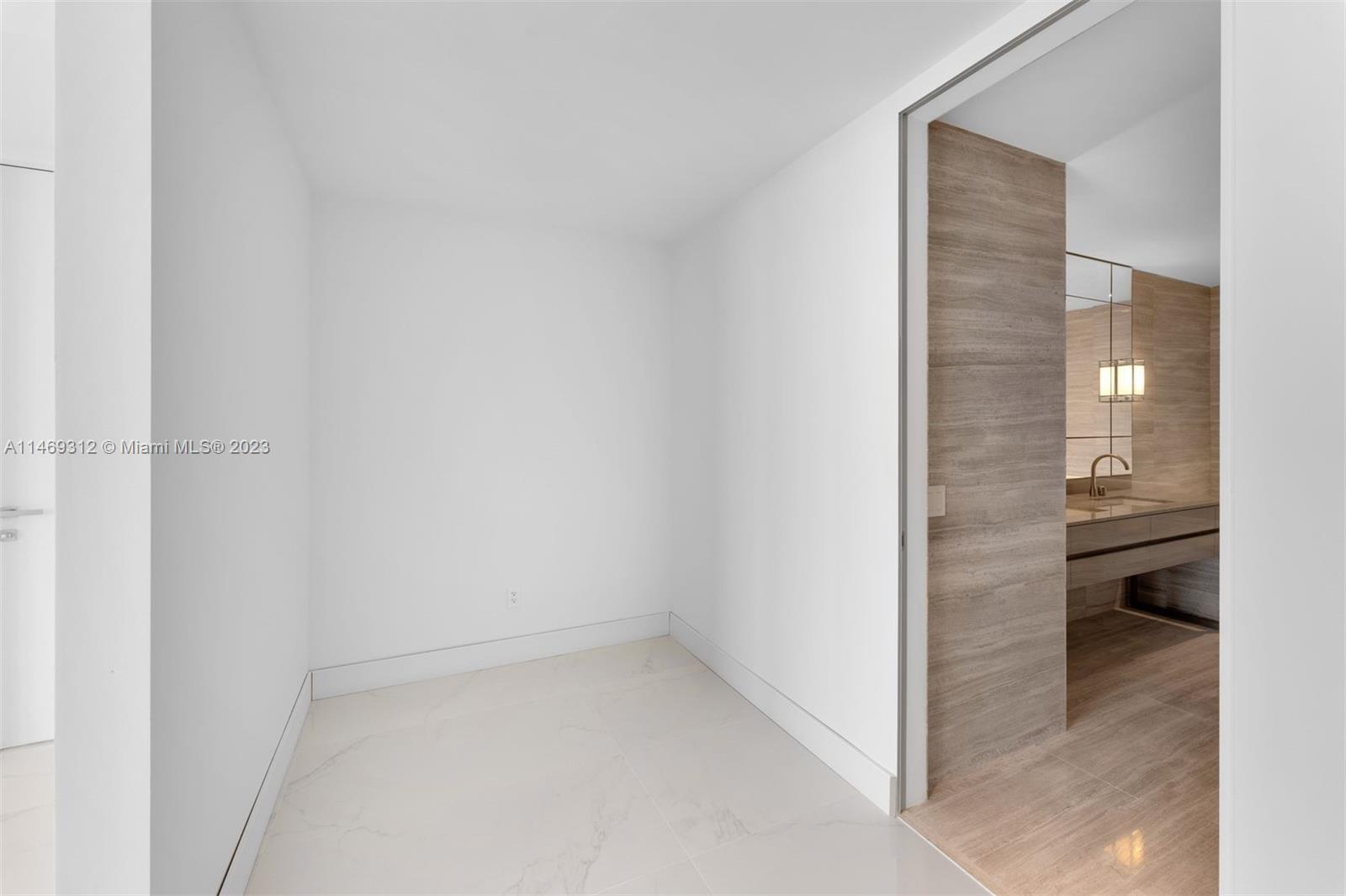 18975 COLLINS CONDO - Residential