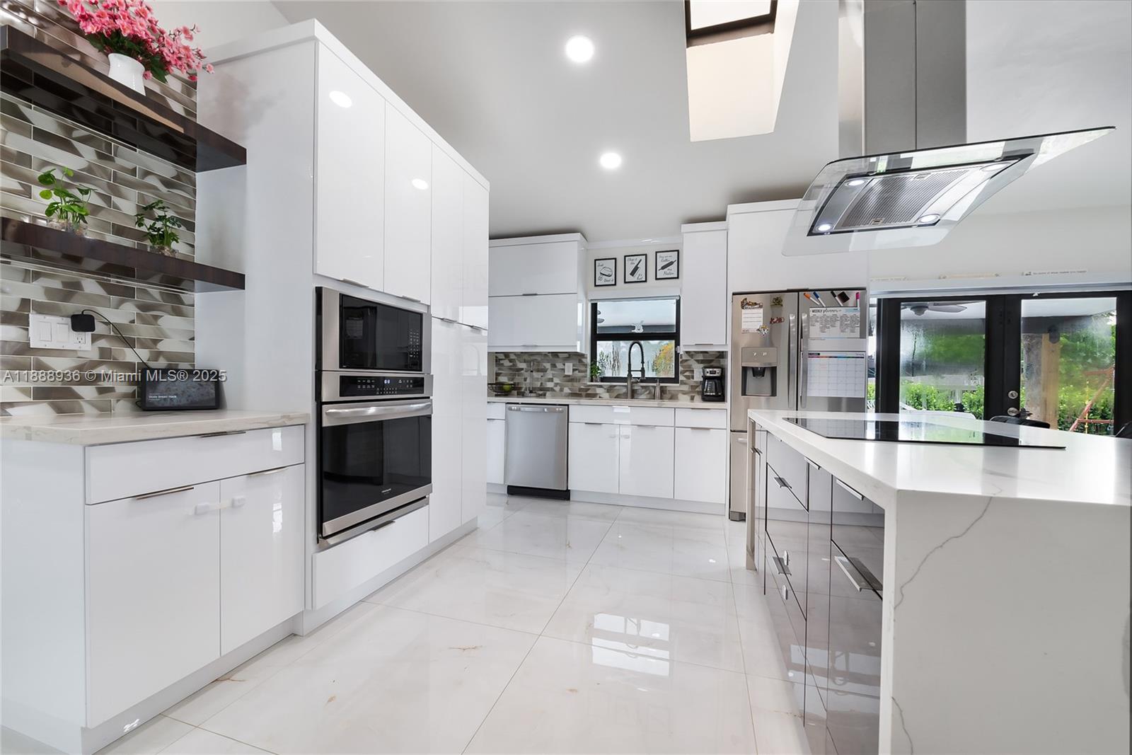 SECTION 21 BEL-AIRE - Residential Lease