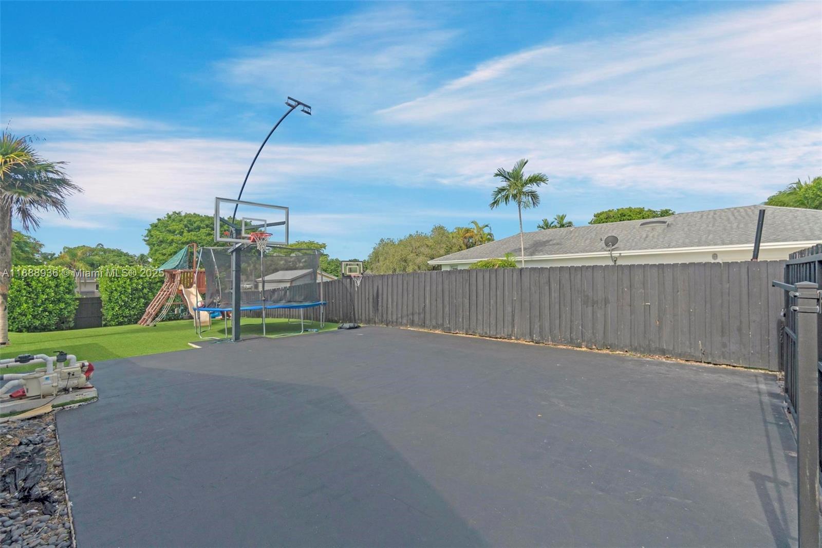 SECTION 21 BEL-AIRE - Residential Lease