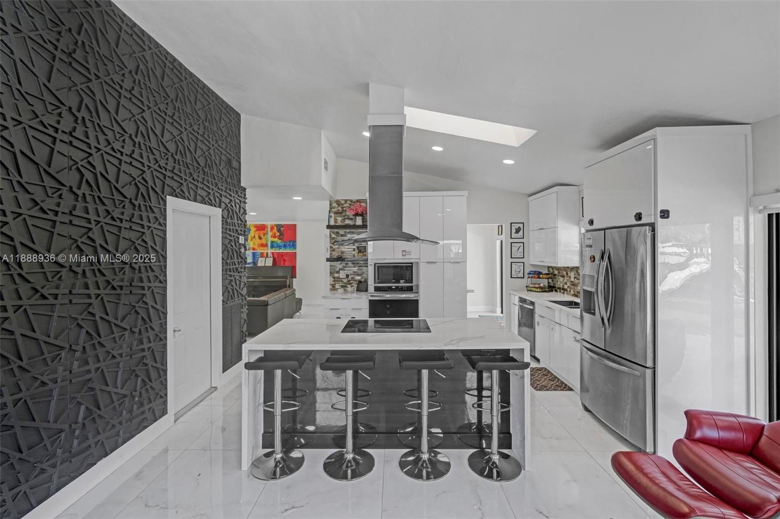 SECTION 21 BEL-AIRE - Residential Lease