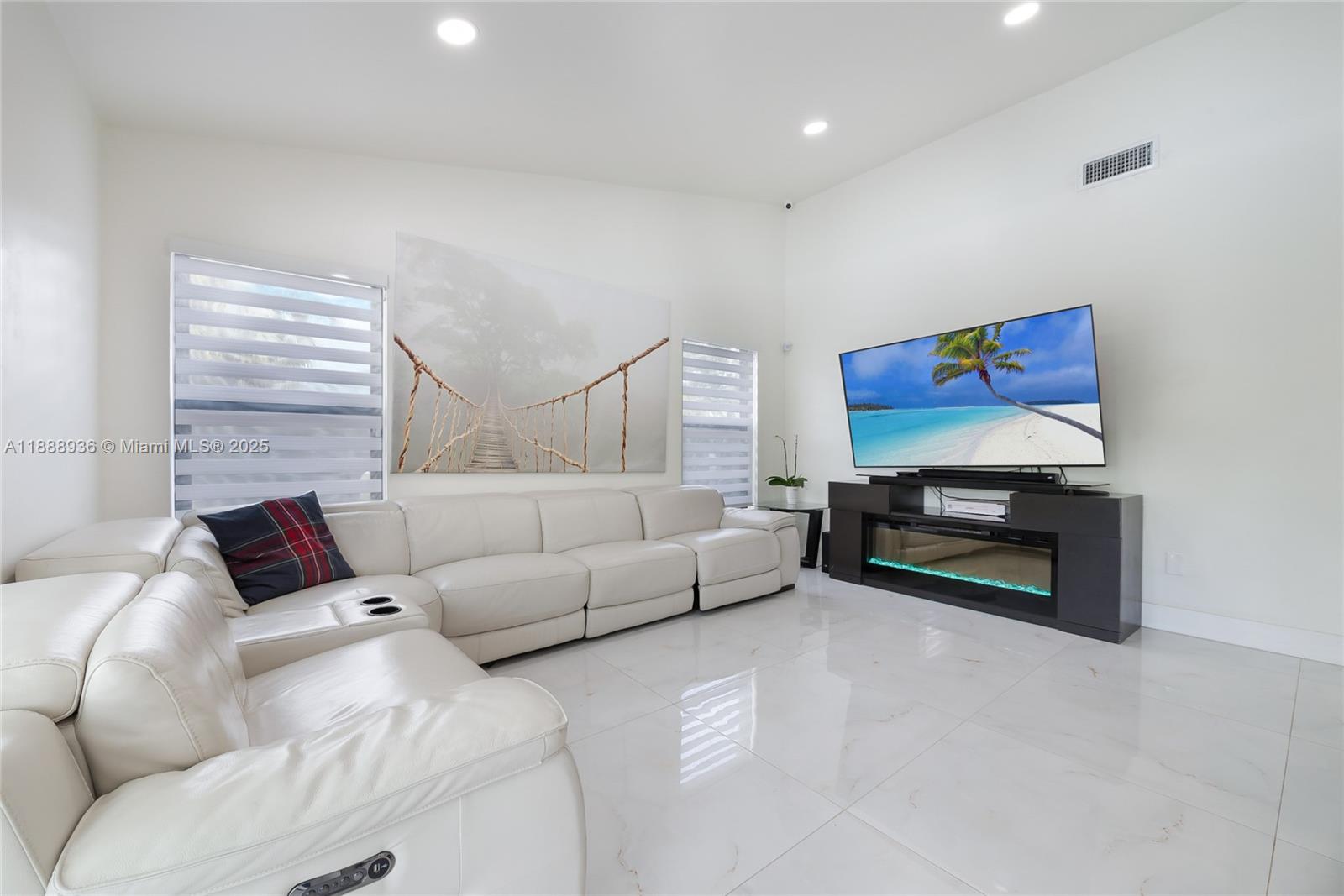 SECTION 21 BEL-AIRE - Residential Lease