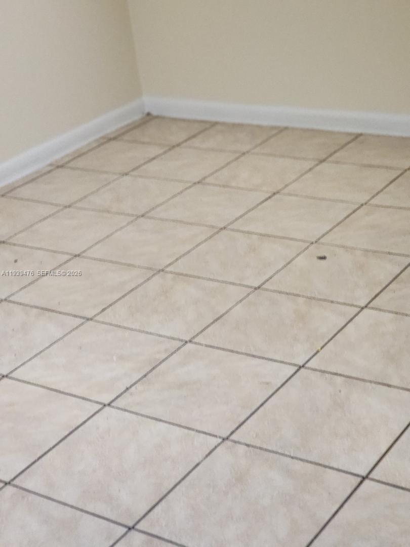 LA SALLE PARK CONDO - Residential Lease