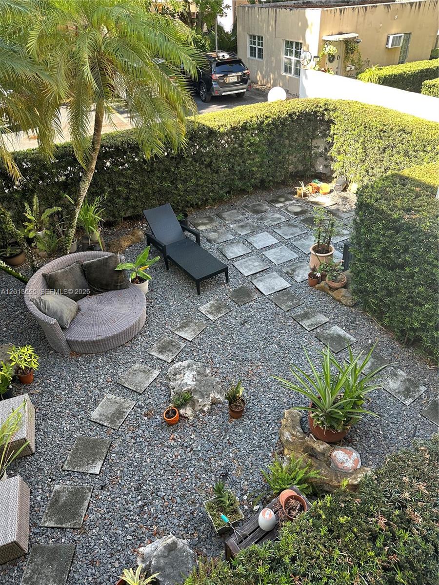 C GAB DOUGLAS SEC - Residential Lease