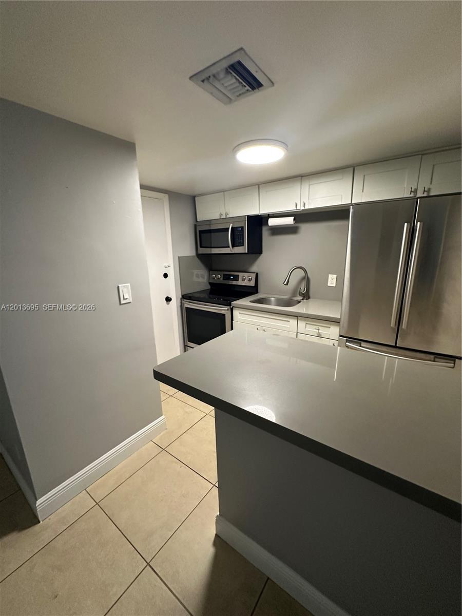 C GAB DOUGLAS SEC - Residential Lease